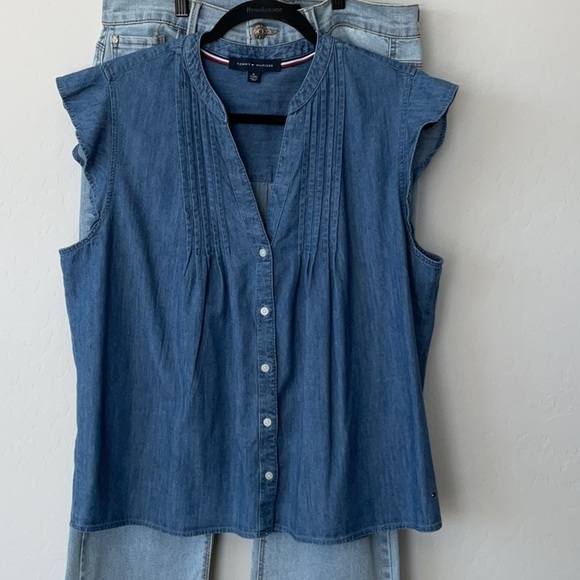 Tommy Hilfiger Top - Picture 2 of 16